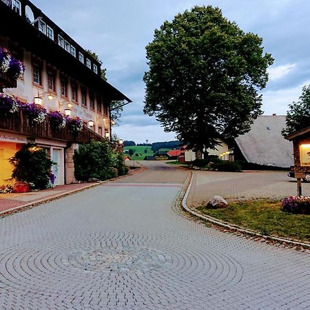 Zur Traube Schwarzwaldhotel & Restaurant Am Titisee Sankt Märgen Exterior photo