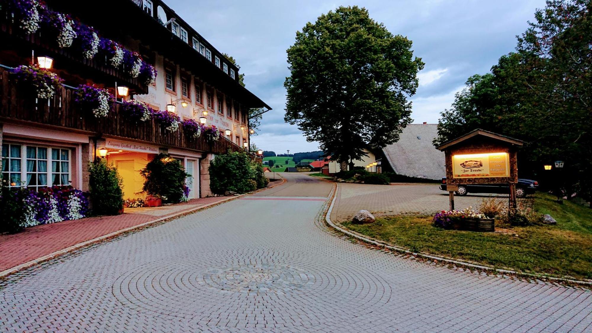 Zur Traube Schwarzwaldhotel & Restaurant Am Titisee Sankt Märgen Exterior photo